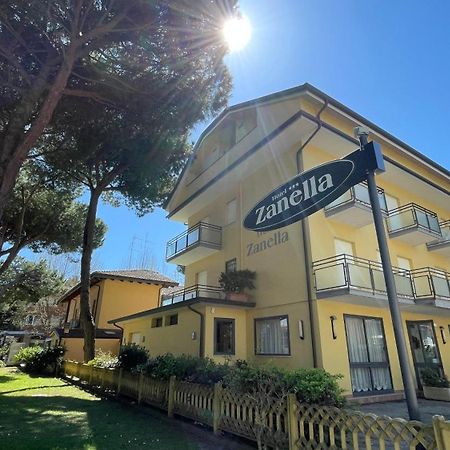 Hotel Zanella Cervia Exterior photo