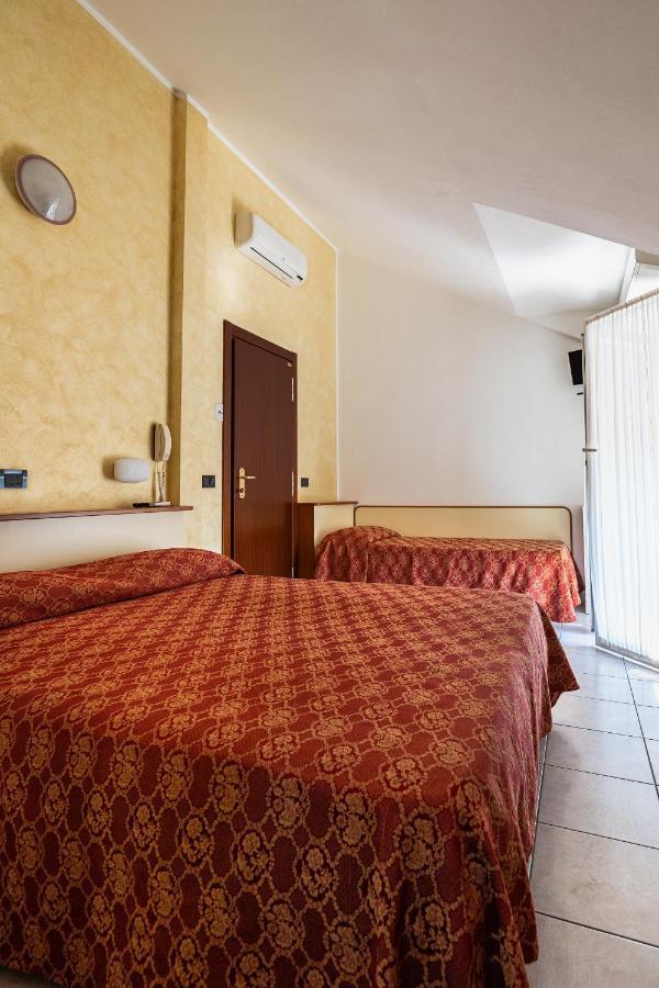 Hotel Zanella Cervia Exterior photo