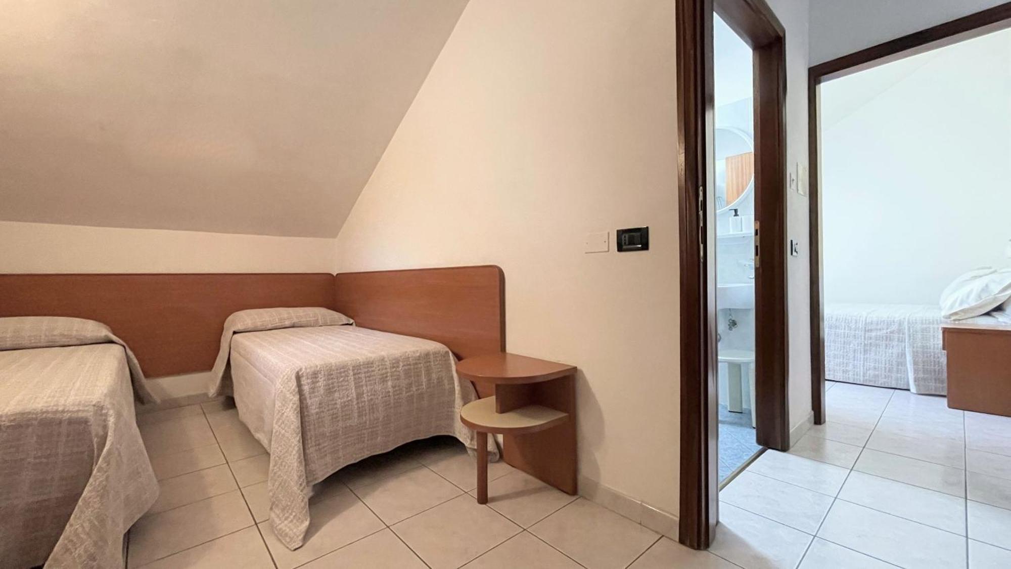 Hotel Zanella Cervia Exterior photo