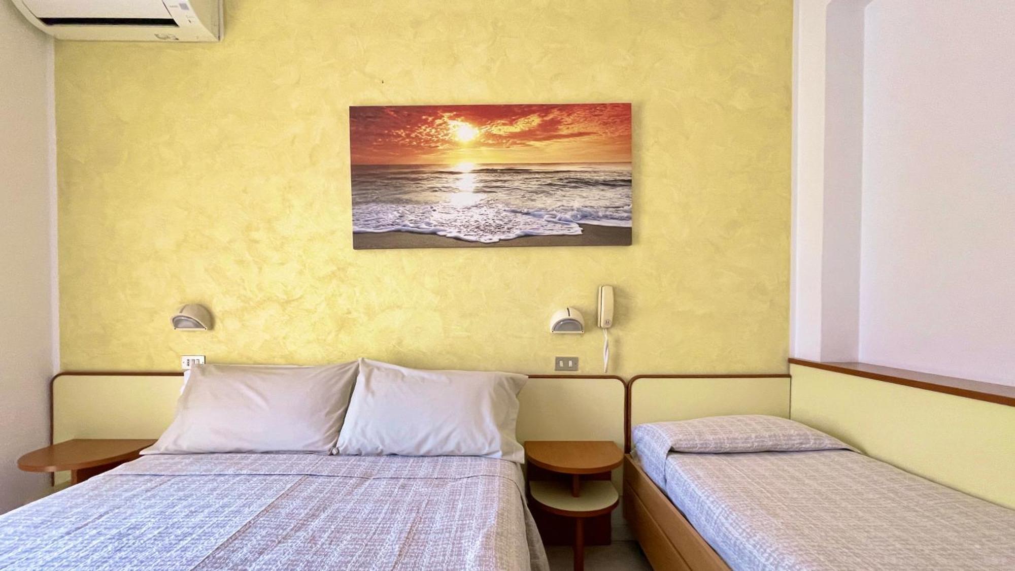 Hotel Zanella Cervia Exterior photo