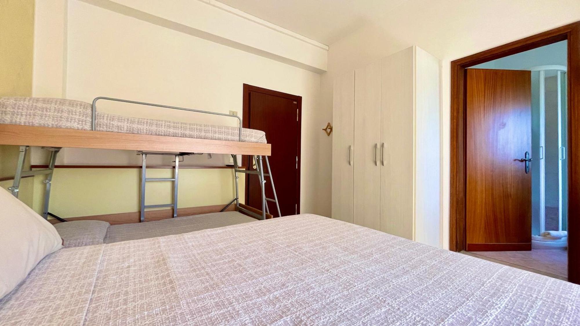 Hotel Zanella Cervia Exterior photo