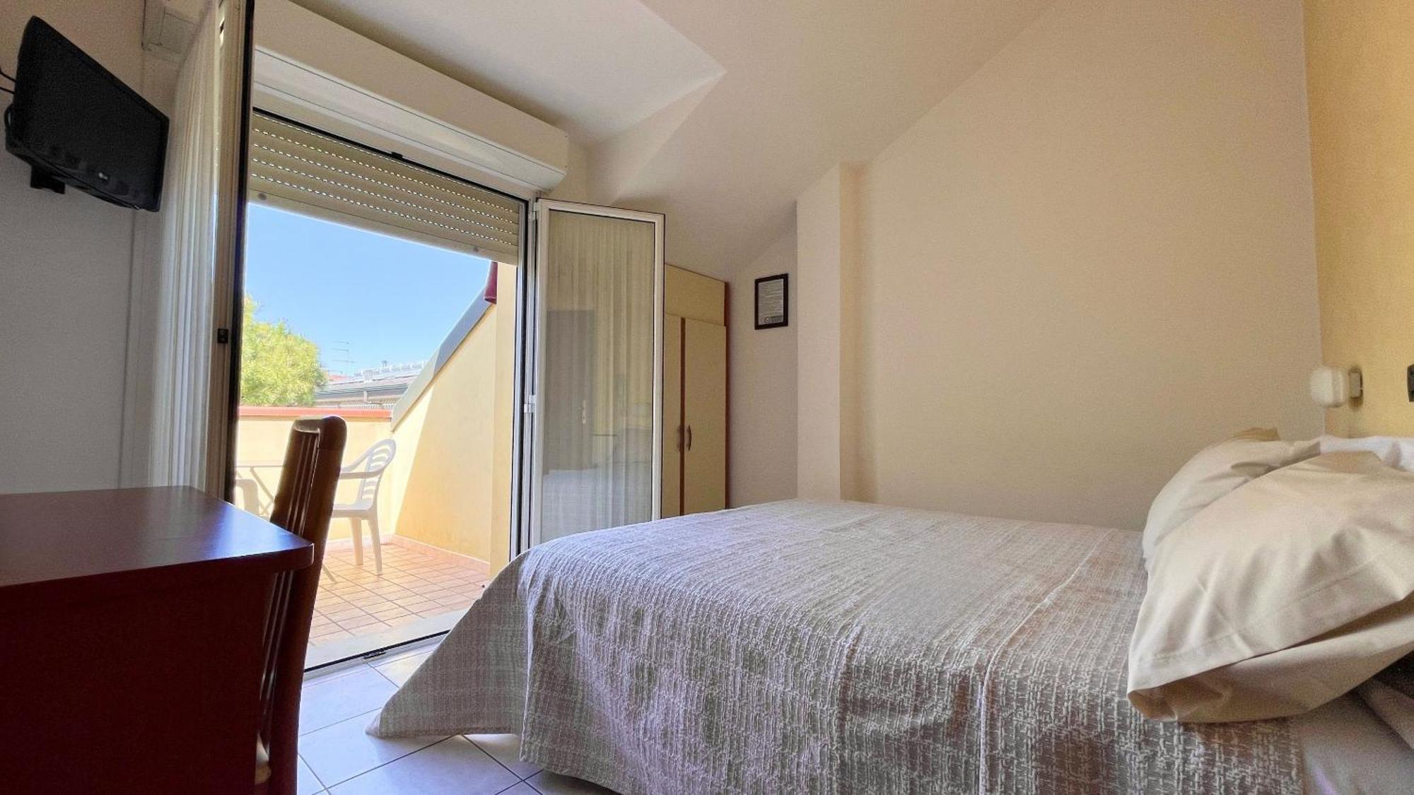 Hotel Zanella Cervia Exterior photo